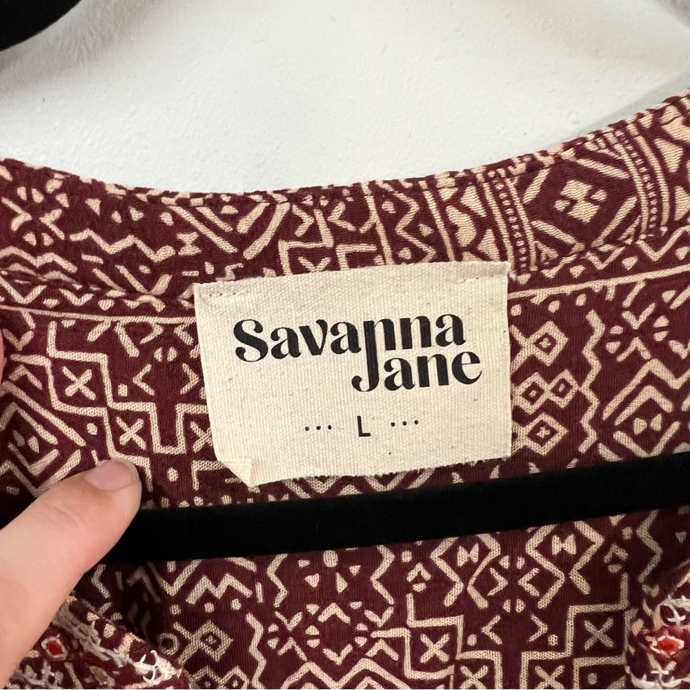 Savanna Jane Floral Embroidered Top - Picture 6 of 11
